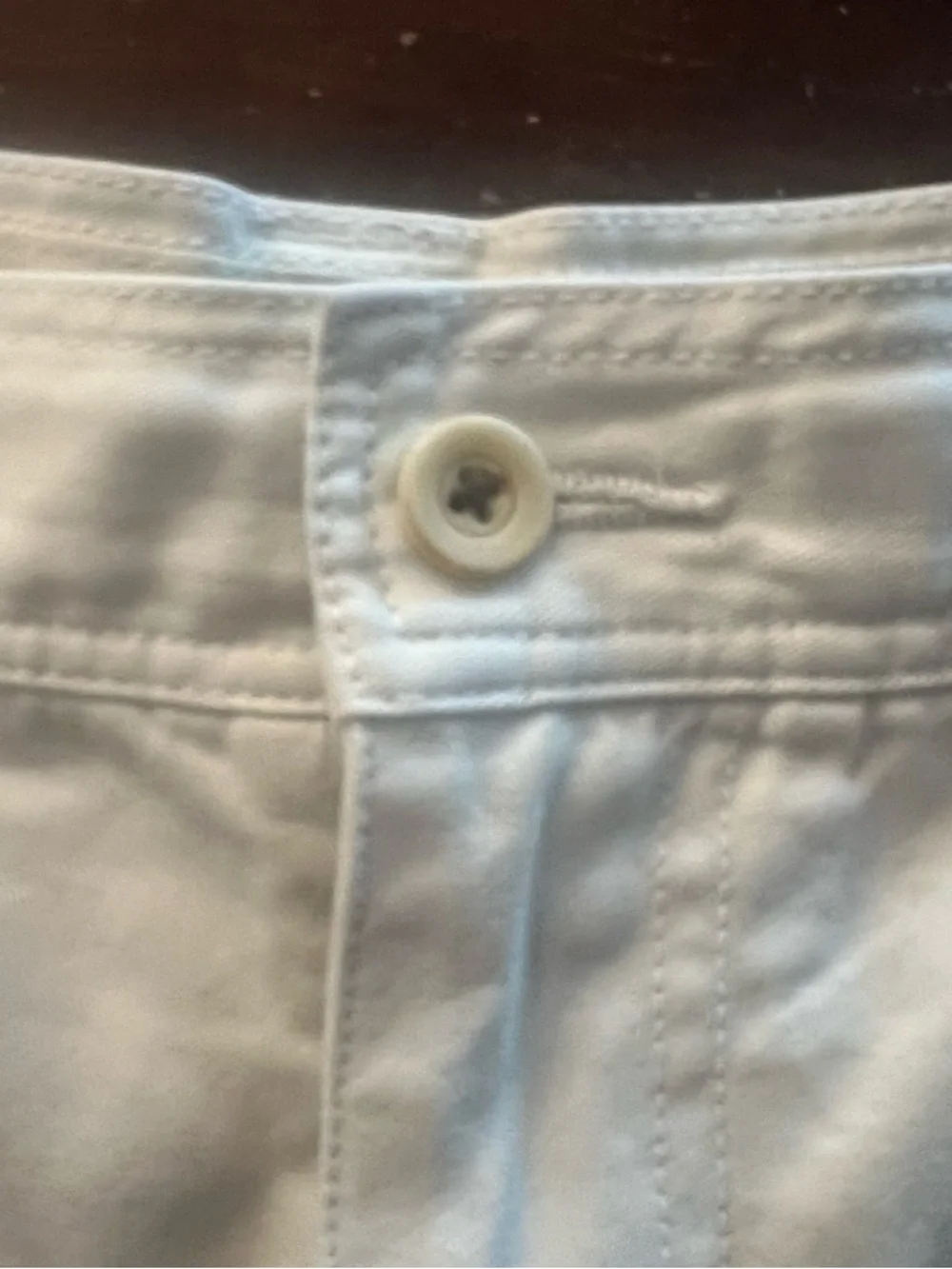 Tommy Bahama Light Beige Flat Front Men's Shorts - Size 40